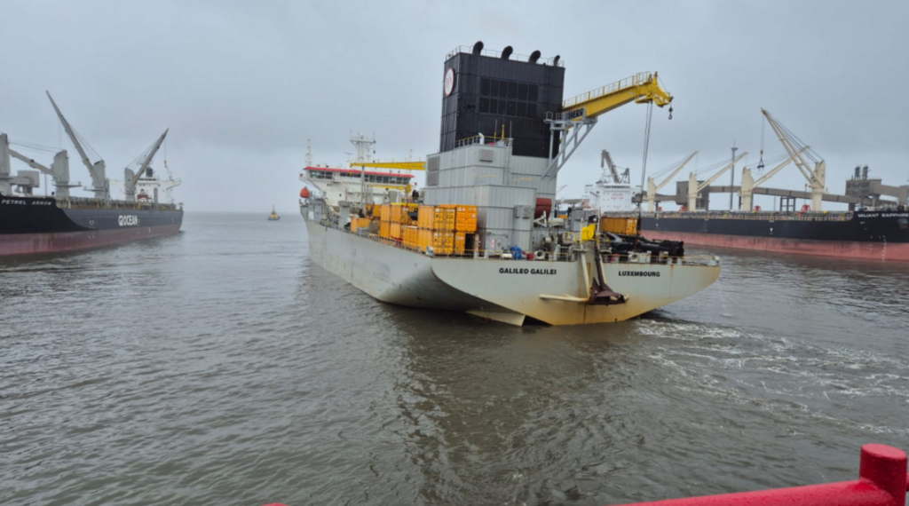 Porto de São Francisco do Sul dá início à dragagem do canal de acesso