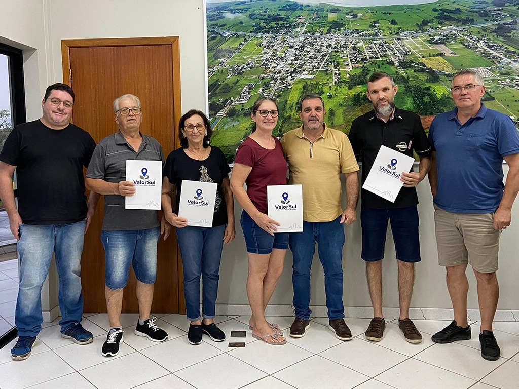 SANTA ROSA DO SUL CHEGA A MIL MATRÍCULAS ENTREGUES PELO REURB