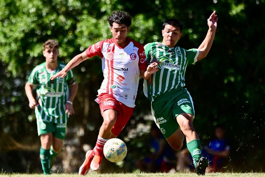 Sub-17 do Inter-SM fica com o vice-campeonato em Passo Fundo