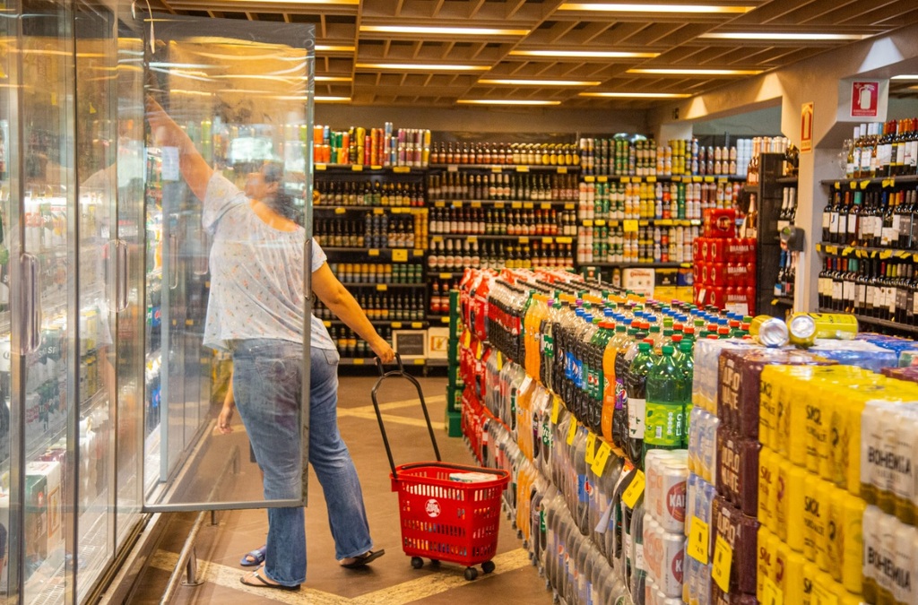 Mercados e lojas podem abrir no feriado desta sexta-feira em Santa Maria; saiba como será em 20 de novembro