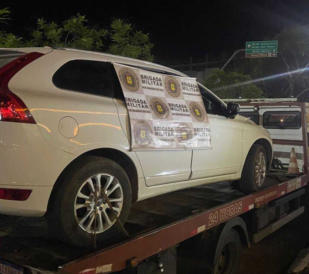 Brigada Militar apreende carro com placa adulterada em Camobi