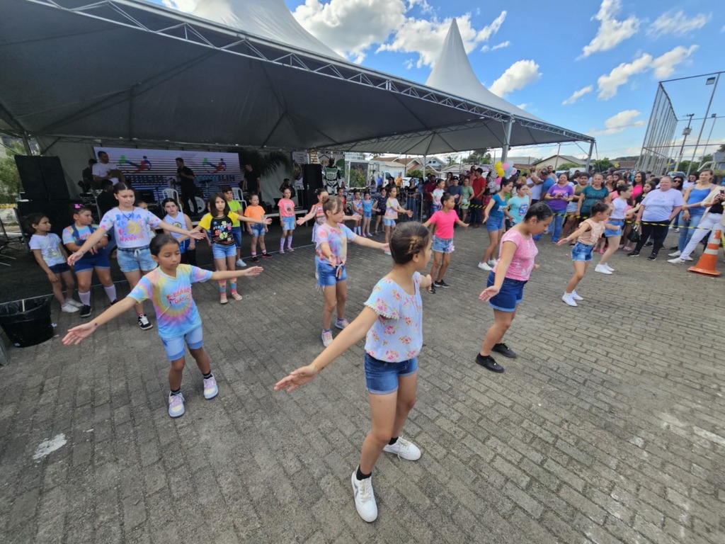 Vínculos fortalecidos: Palmeira celebra famílias com evento gratuito na praça