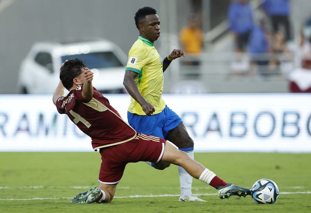 Vini Jr perde pênalti e Brasil fica no empate com a Venezuela pelas Eliminatórias