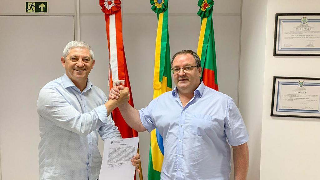VICE-PREFEITO DE TORRES FÁBIO AMORETTI ASSUME PREFEITURA POR 10 DIAS, DURANTE FÉRIAS DE CARLOS SOUZA