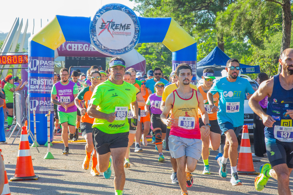 VÍDEO: veja as provas de 3 km e 6 km da inédita Rústica AnaSkin em Santa Maria