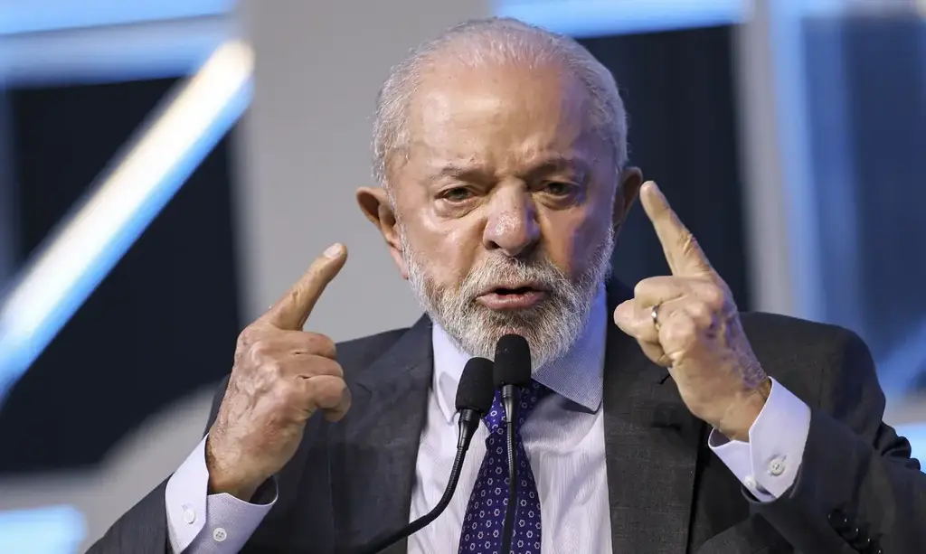 Lula diz que pretende assinar acordo Mercosul-UE ainda este ano