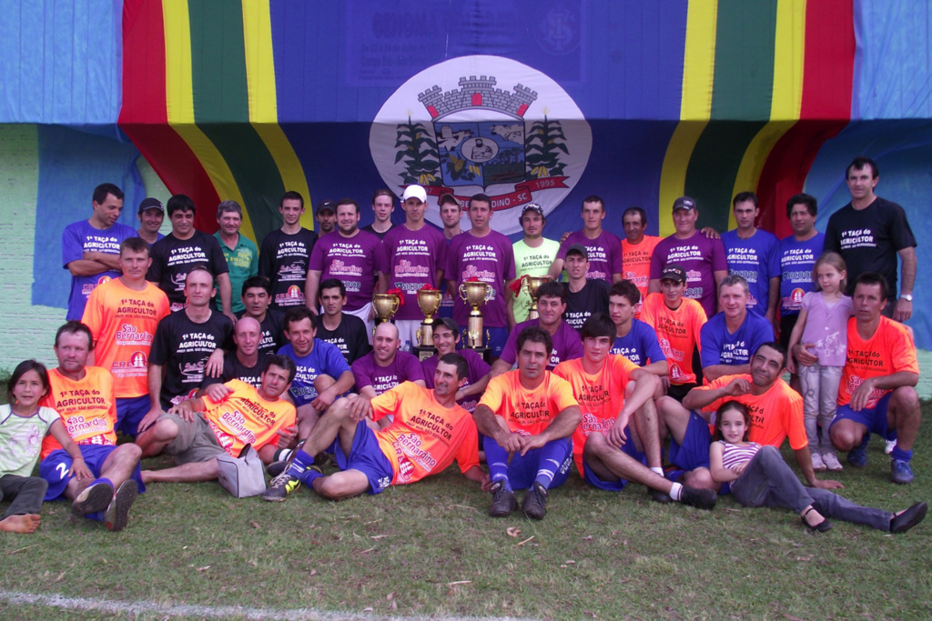 Alfa III é campeã da 1ª Taça do Agricultor de São Bernardino