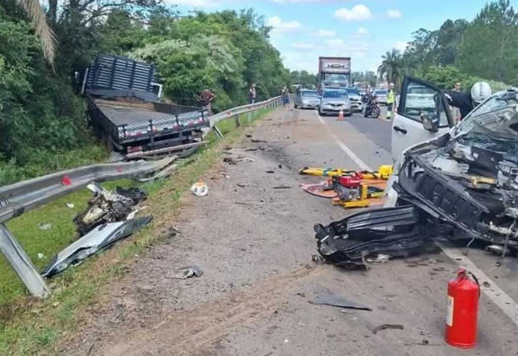 Hospital divulga estado de saúde de jovem de 25 anos envolvida em acidente com morte na RSC-287 em Restinga Sêca