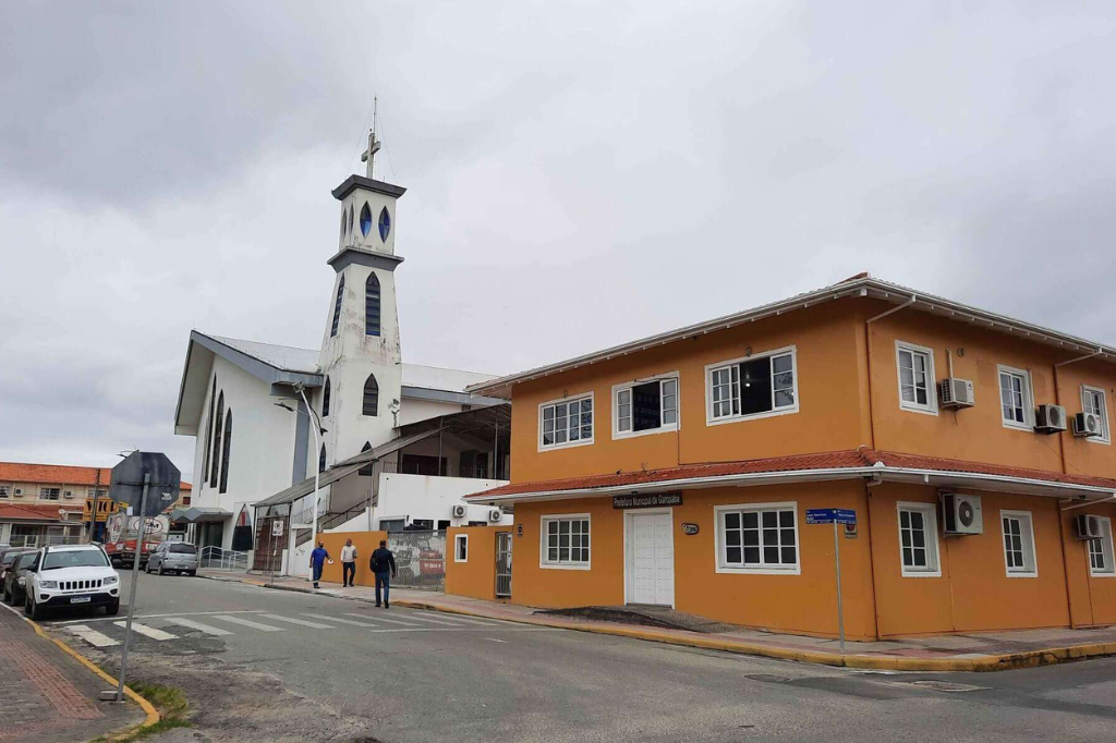 Prefeitura de Garopaba tem inscrições abertas para processo seletivo com 70 vagas; confira