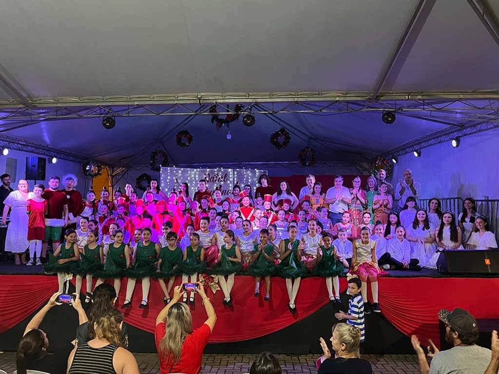 PROGRAMAÇÃO DO NATAL ILUMINADO SEGUE NESTA QUINTA E SEXTA, EM SANTA ROSA DO SUL