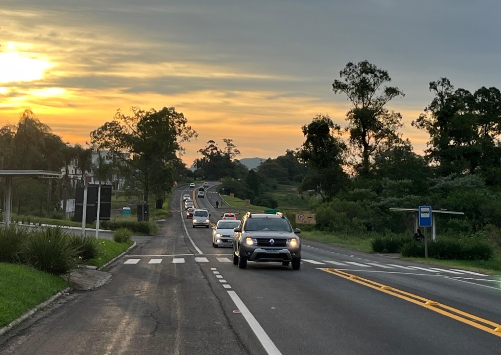 O que ainda falta ser feito nas obras de recuperação da Faixa Nova e como fica o trânsito