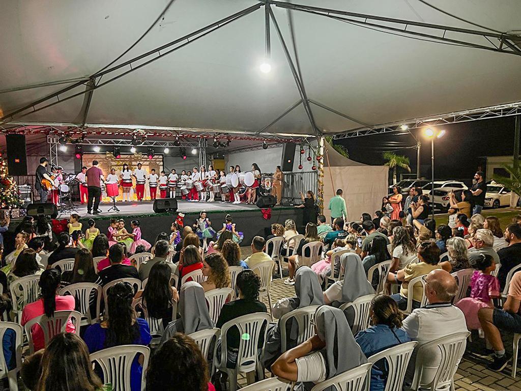 CIDADE ILUMINADA PARA A ABERTURA DO NATAL DE SANTA ROSA DO SUL