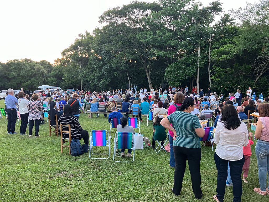 Fiéis se reúnem em São João do Polênise em comemoração aos 120 anos do nascimento de João Luiz Pozzobon