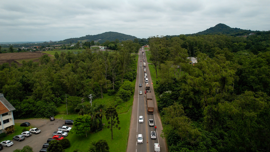 Vai pegar a estrada no fim do ano? Confira dicas para deixar a viagem mais segura