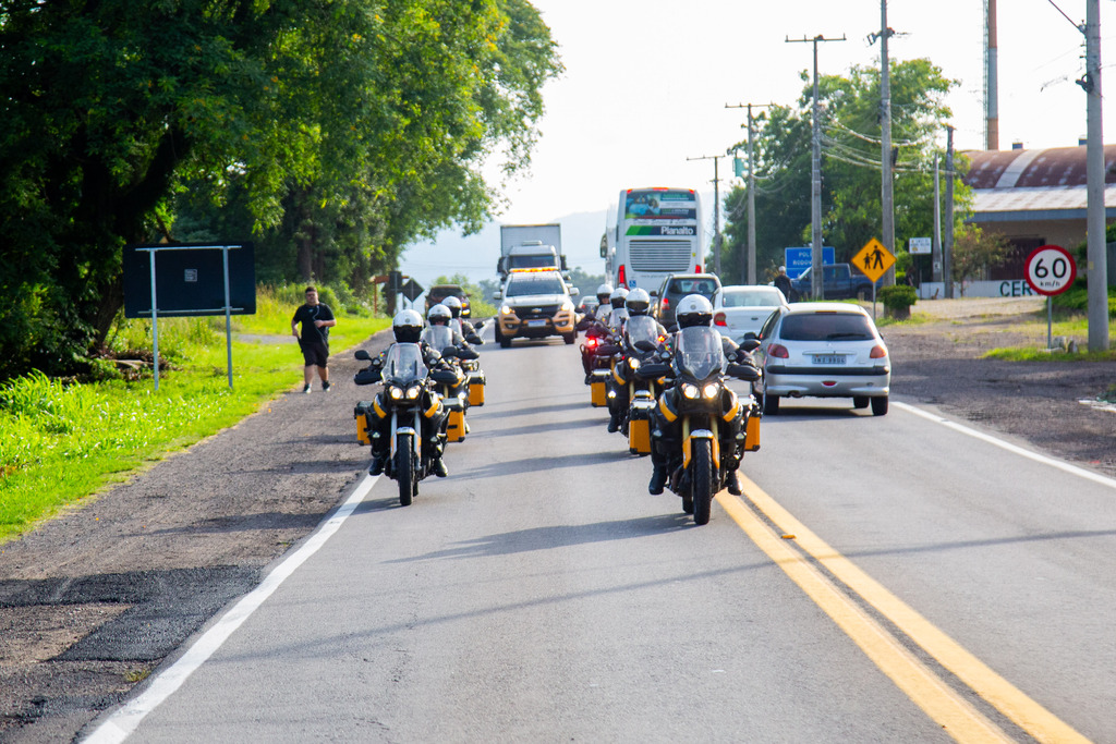 Pelotão de Motos do Batalhão Rodoviário da Brigada Militar irá atuar na Operação Golfinho