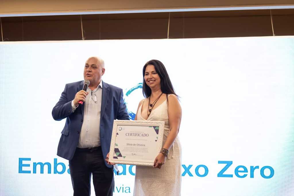 Diretora de Meio Ambiente recebe prêmio na sétima edição do Lixo Zero