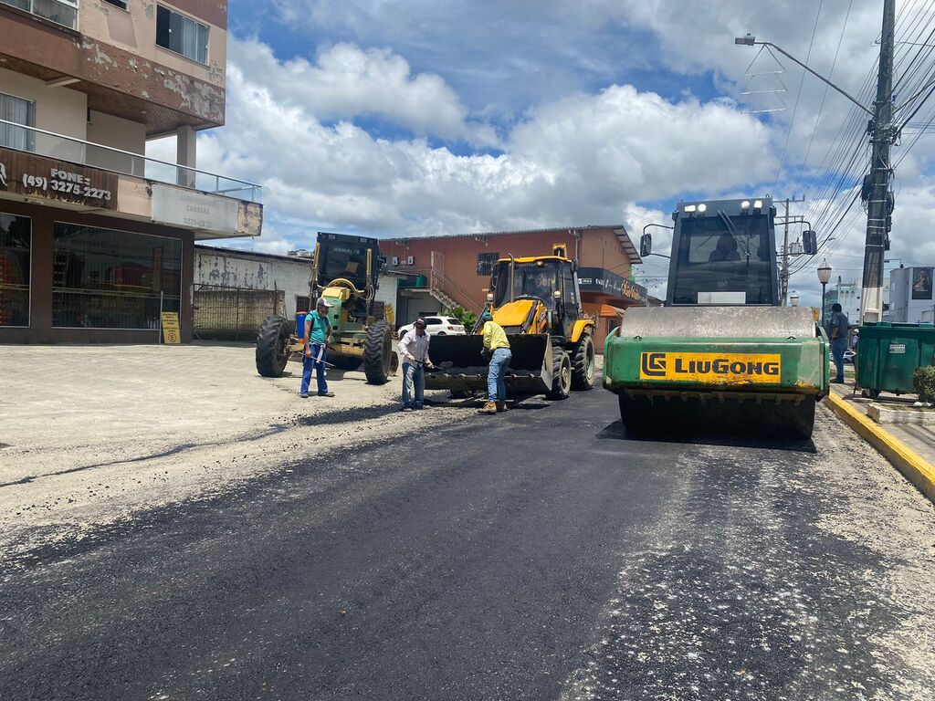 Secretaria de Obras inicia operação tapa-buracos em Otacílio Costa