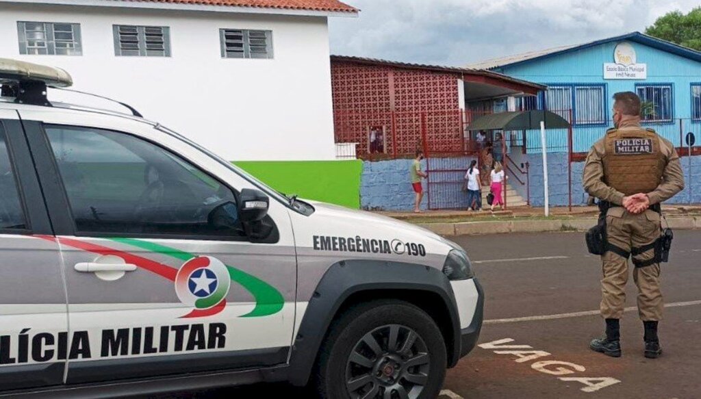 PM reforça policiamento nas escolas