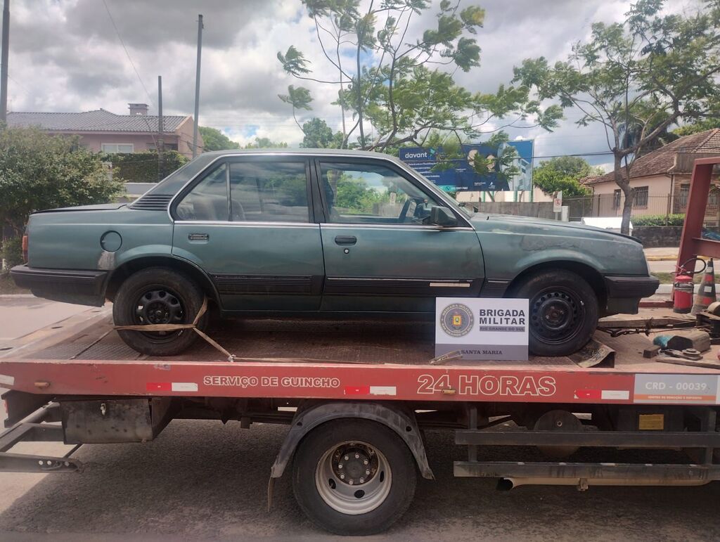 título imagem Jovem é detido por receptação de veículo furtado em Santa Maria