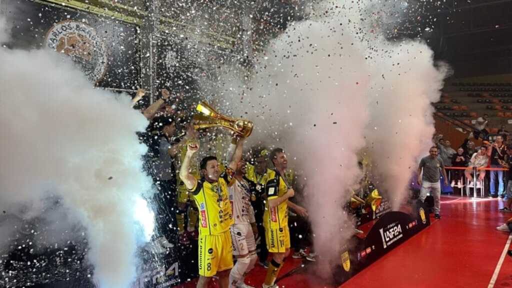 Jaraguá é pentacampeão da Liga Nacional de Futsal