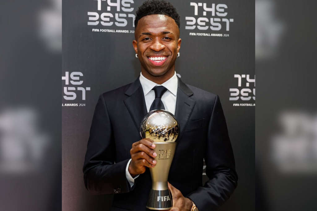 Vinicius Júnior é eleito o melhor jogador do mundo pela Fifa; jogador do Inter também é premiado