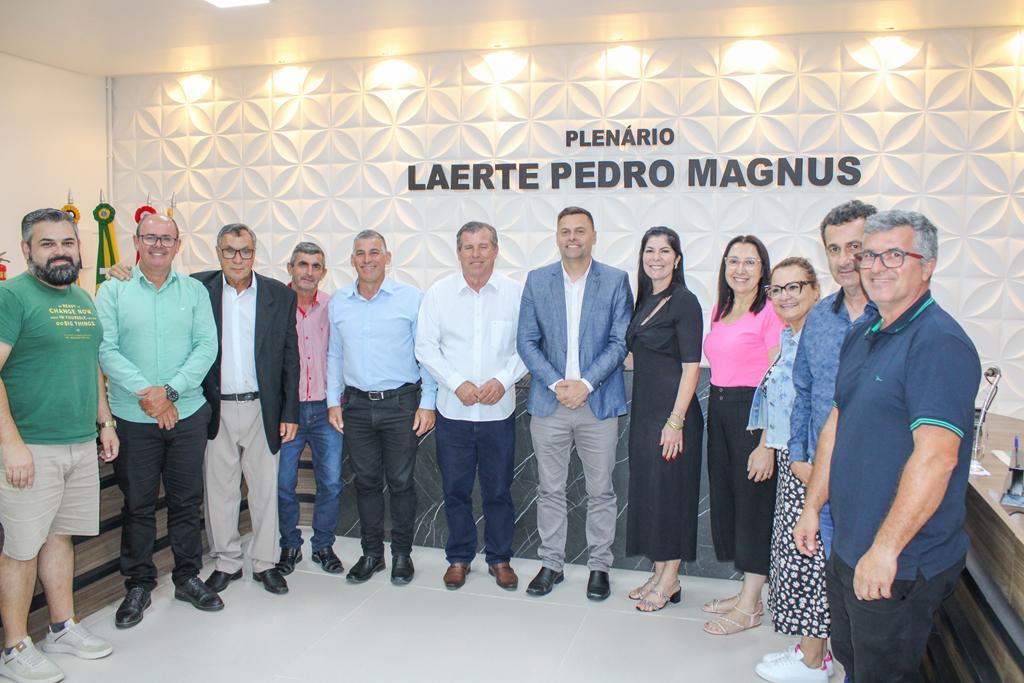 PREFEITO E VEREADORES RELATAM SUAS CONQUISTAS NA DESPEDIDA DA ATUAL LEGISLATURA EM SÃO JOÃO DO SUL