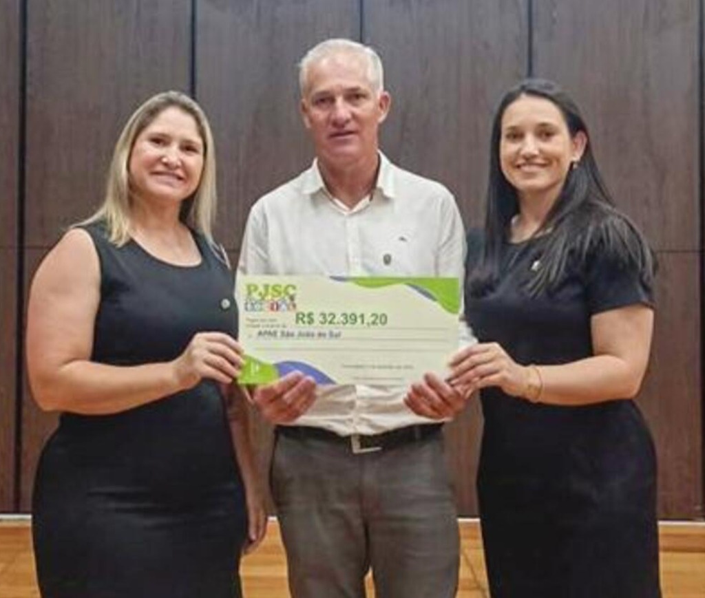 PJSC+SOCIAL DO PODER JUDICIÁRIO DE SC CONCEDE  AUXÍLIO À APAE DE SÃO JOÃO DO SUL