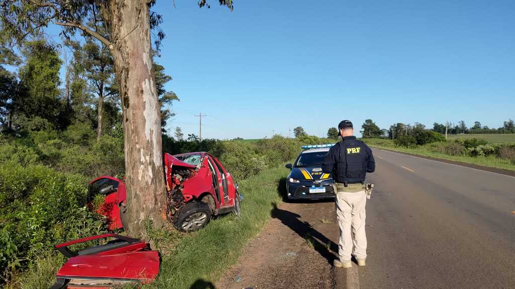 Mulher de 43 anos morre em acidente na BR-287 em Santiago