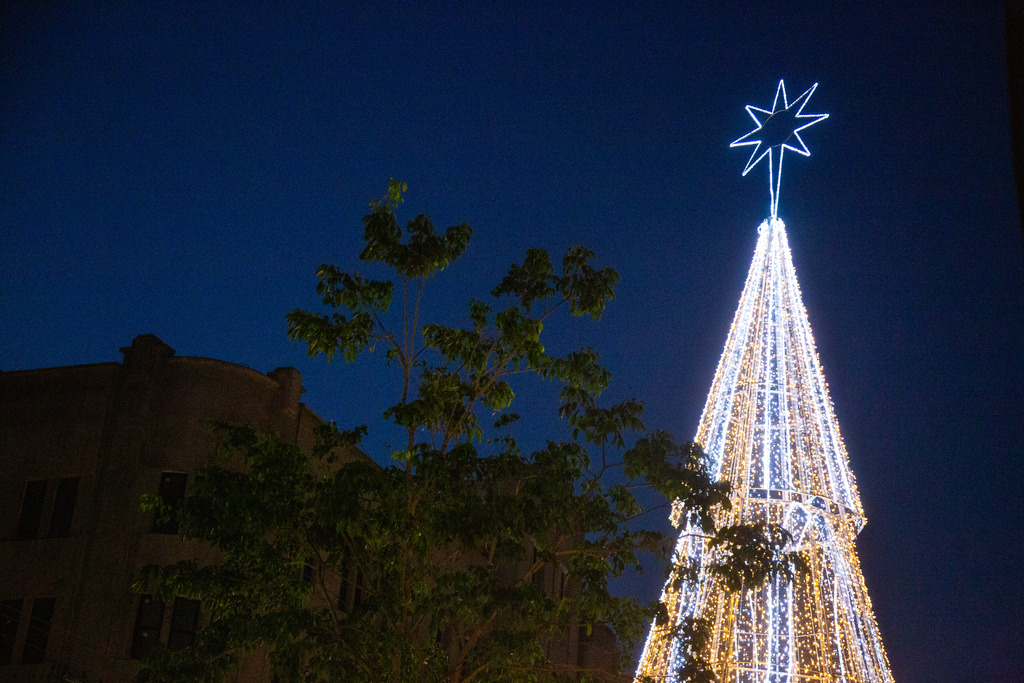 Natal com chuva? Confira a previsão do tempo para a data