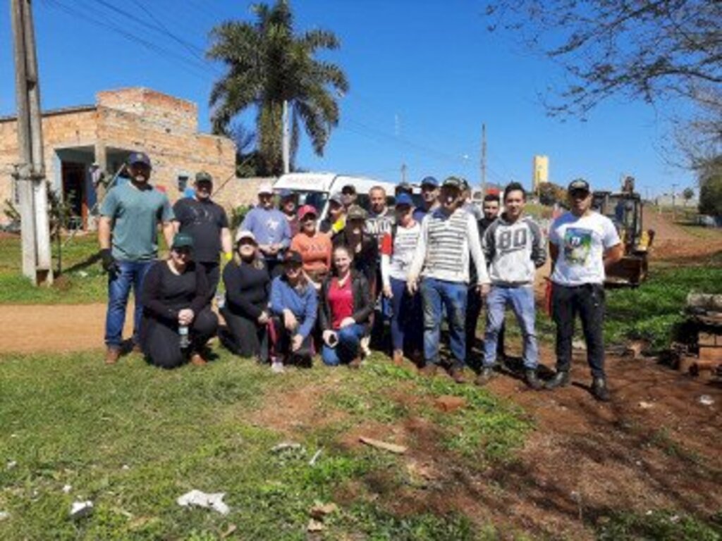 Limpeza no Rio Bonito