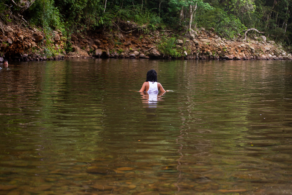 Temporada de rios e piscinas: como evitar afogamentos e aproveitar o Ano Novo com segurança