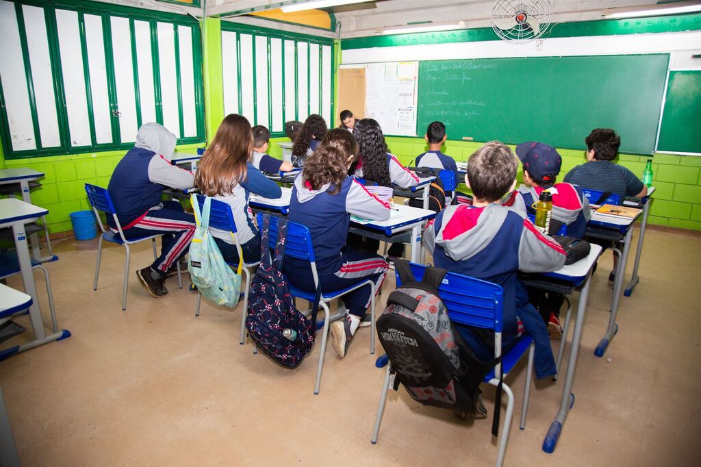 Período para solicitar transferências em escolas públicas da rede estadual começa nesta segunda