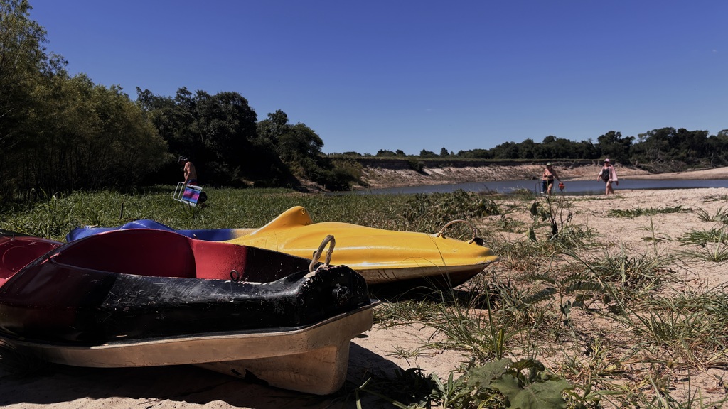 Galeria de imagens: a família trouxe o caiaque para aproveitar e dar uma volta no rio Vacacaí
