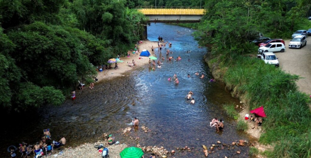 Defesa Civil de Joinville reforça prevenção a afogamentos com blitz educativa em rios da área rural