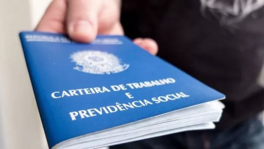 Sine oferece 914 vagas de emprego no Vale do Itajaí e mais de 5 mil em SC