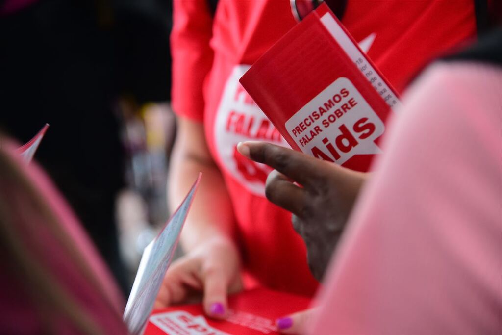 Ministério da Saúde orienta sobre uso de novo medicamento no tratamento de HIV multirresistente