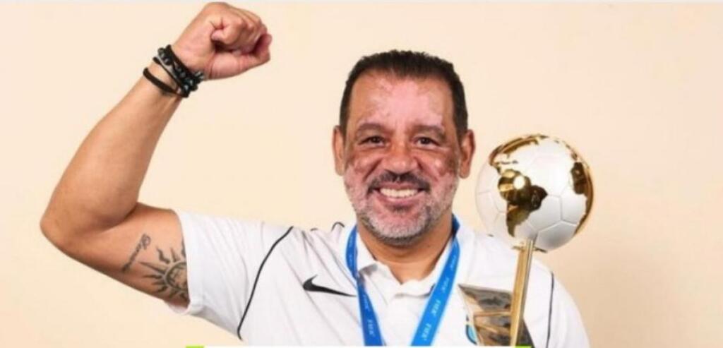 Lageano é eleito o melhor técnico do mundo pela Futsal Planet Awards