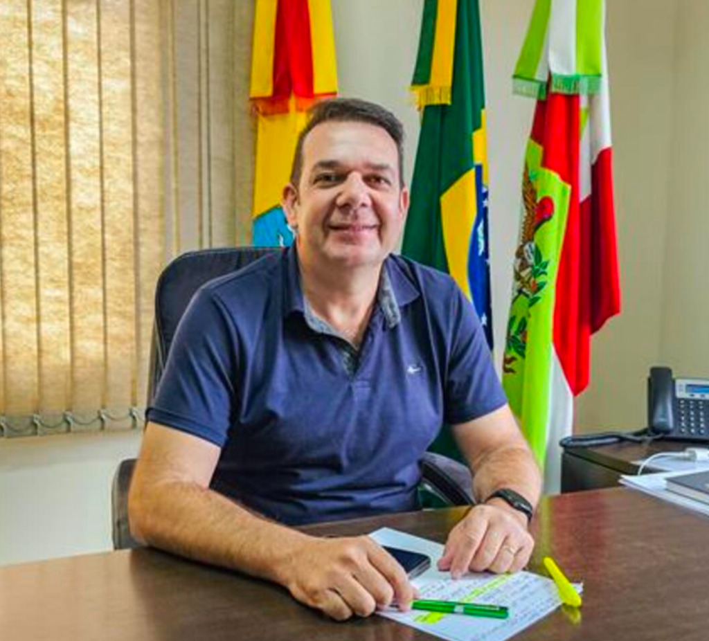 PREFEITO ALEX BIANCHIN FALA DAS PRIMEIRAS AÇÕES FRENTE A ADMINISTRAÇÃO MUNICIPAL DE SÃO JOÃO DO SUL