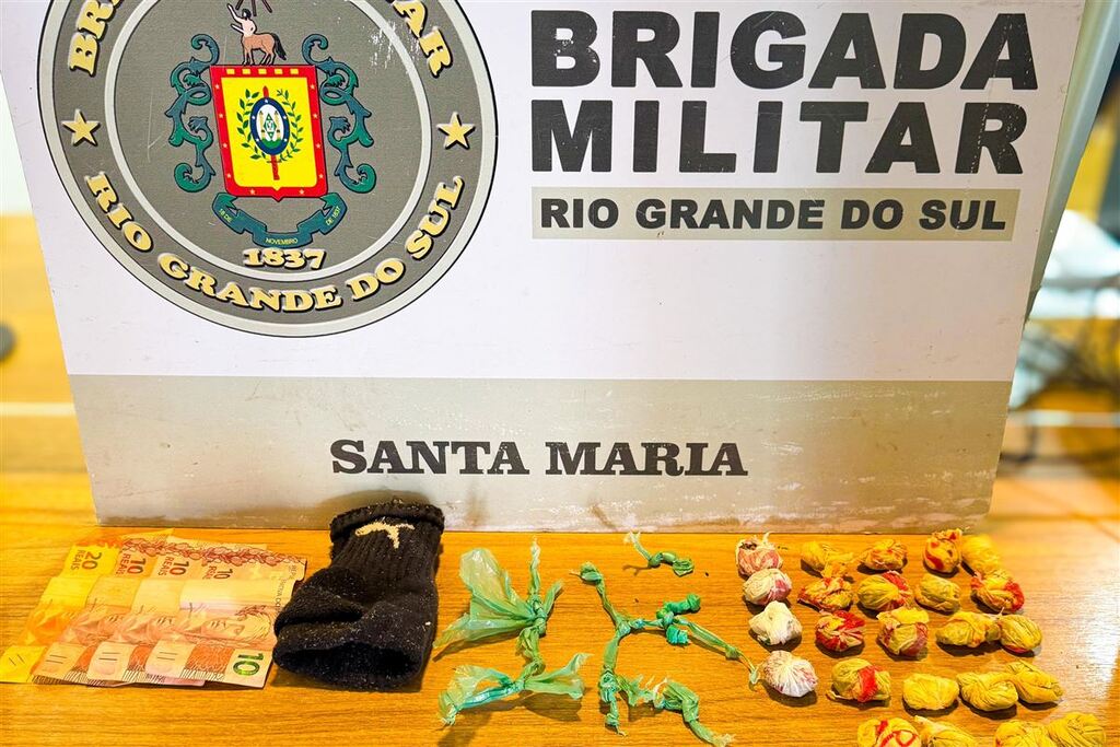 Jovem de 23 anos é presa por tráfico no mesmo local onde três pessoas foram assassinadas em Santa Maria