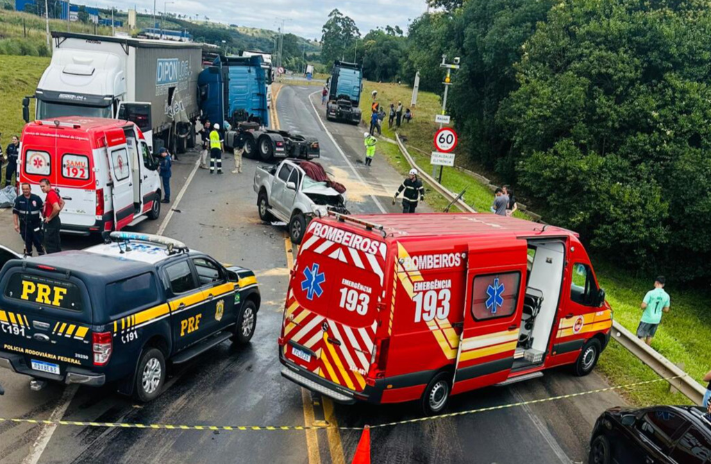 Grave acidente na BR-116 deixa uma vítima fatal e mobiliza equipes de resgate