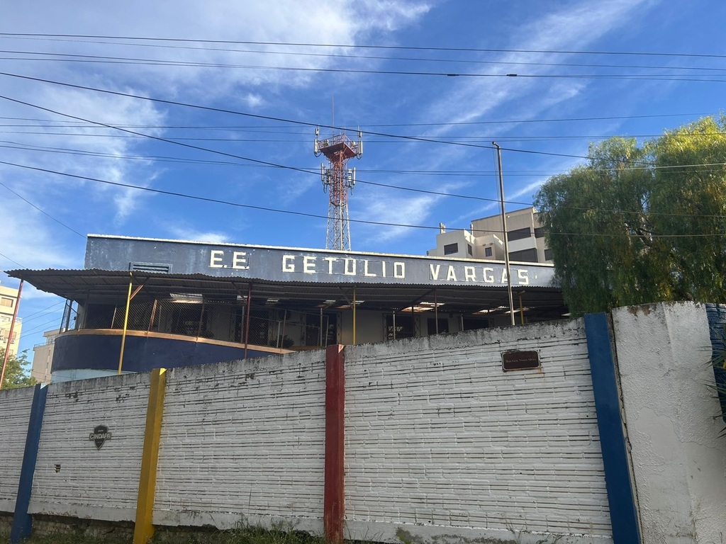 Vereadora quer audiência sobre fechamento de escola