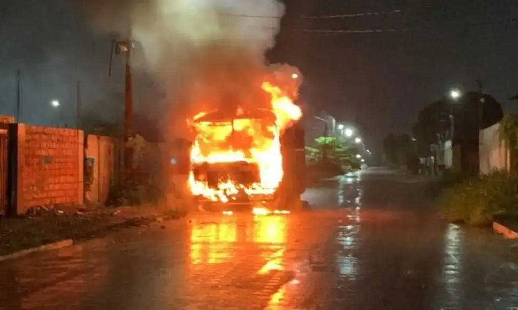 Porto Velho: criminosos voltam a atacar ônibus após reforço policial