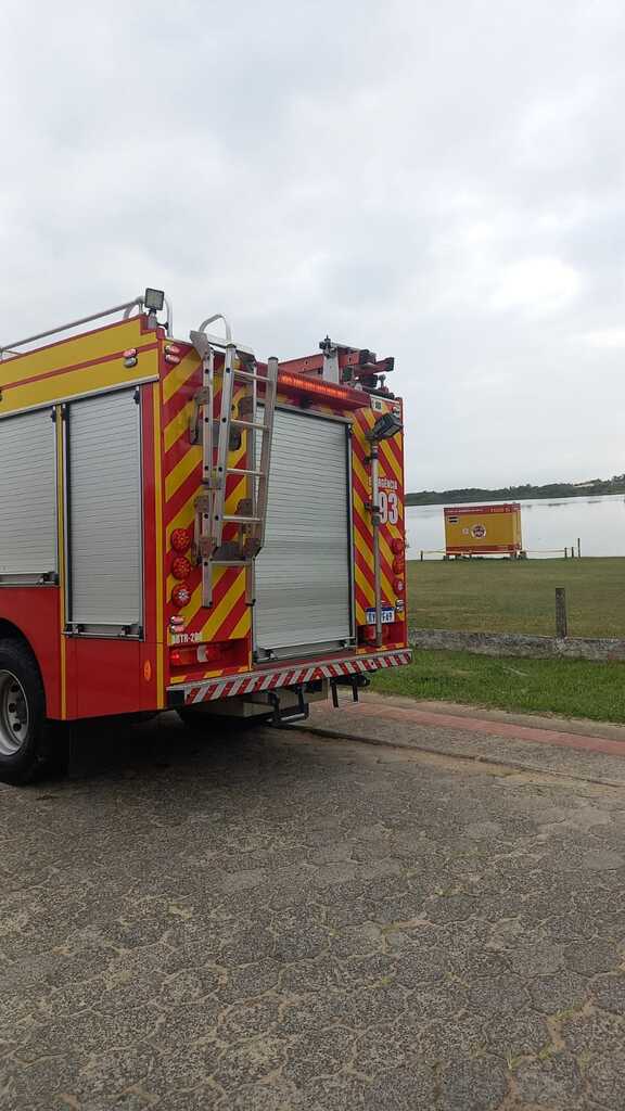 ACIDENTE NA MARGINAL DA BR-101 DEIXA VÁRIAS PESSOAS FERIDAS EM SANTA ROSA DO SUL