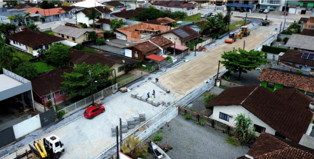 Vila Nova recebe obras de pavimentação e infraestrutura sustentável em seis ruas