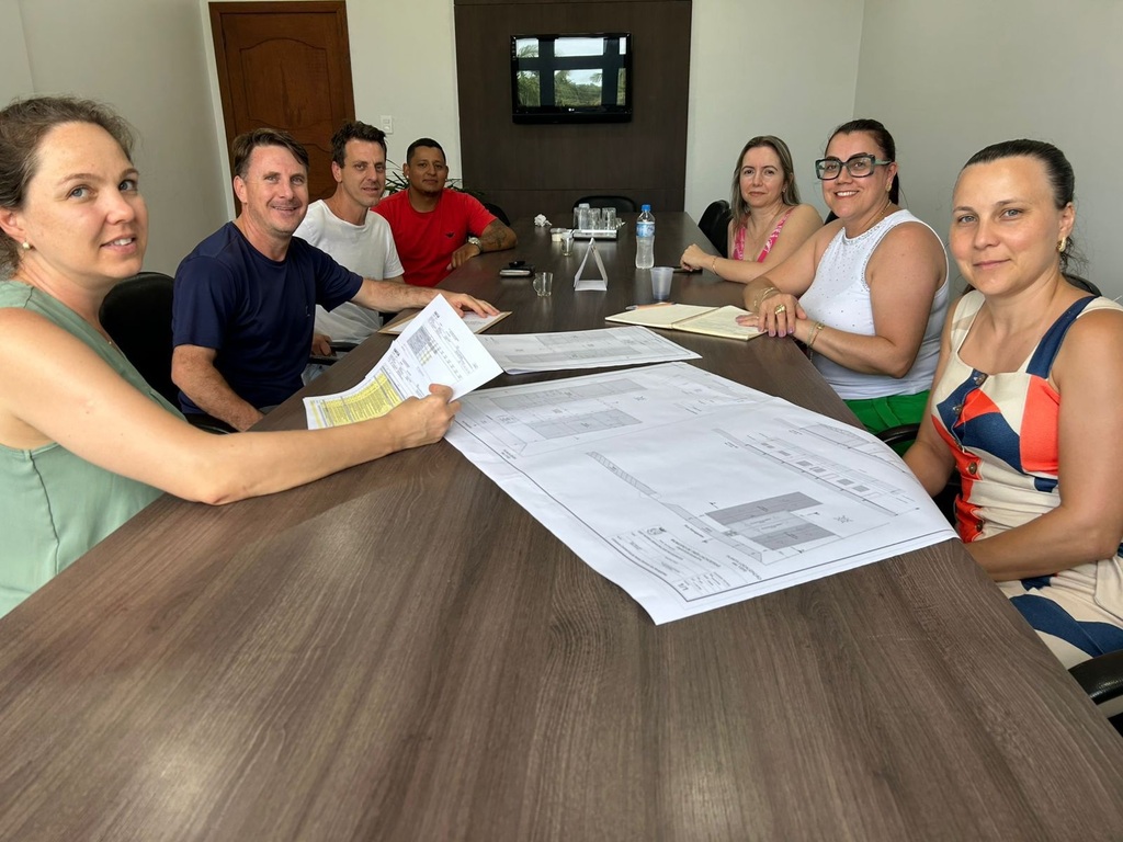 ESCOLA NOSSA SENHORA DOS NAVEGANTES EM TRÊS CACHOERIRAS RECEBERÁ COBERTURA NO SAGUÃO