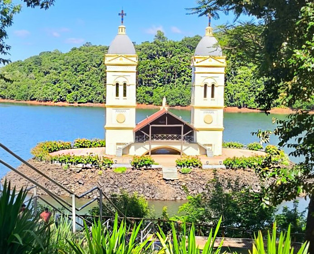 CASAN instala 2 km de novas redes para atender parque turístico em Itá