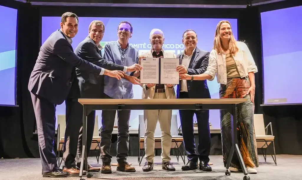 Rafael Bello/COB - Presidente recebeu prefeitos das cidades que postulam candidatura