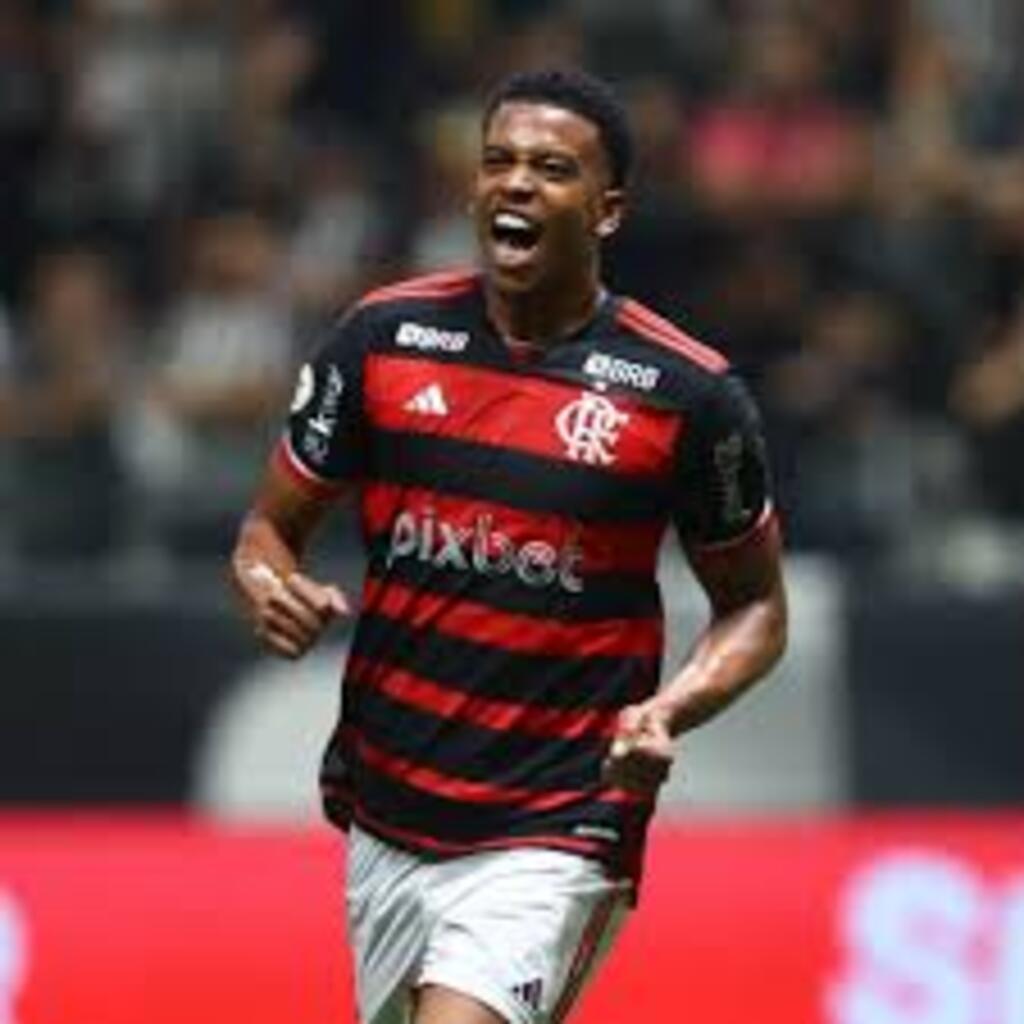 Flamengo negocia empréstimo de Carlinhos ao Vitória