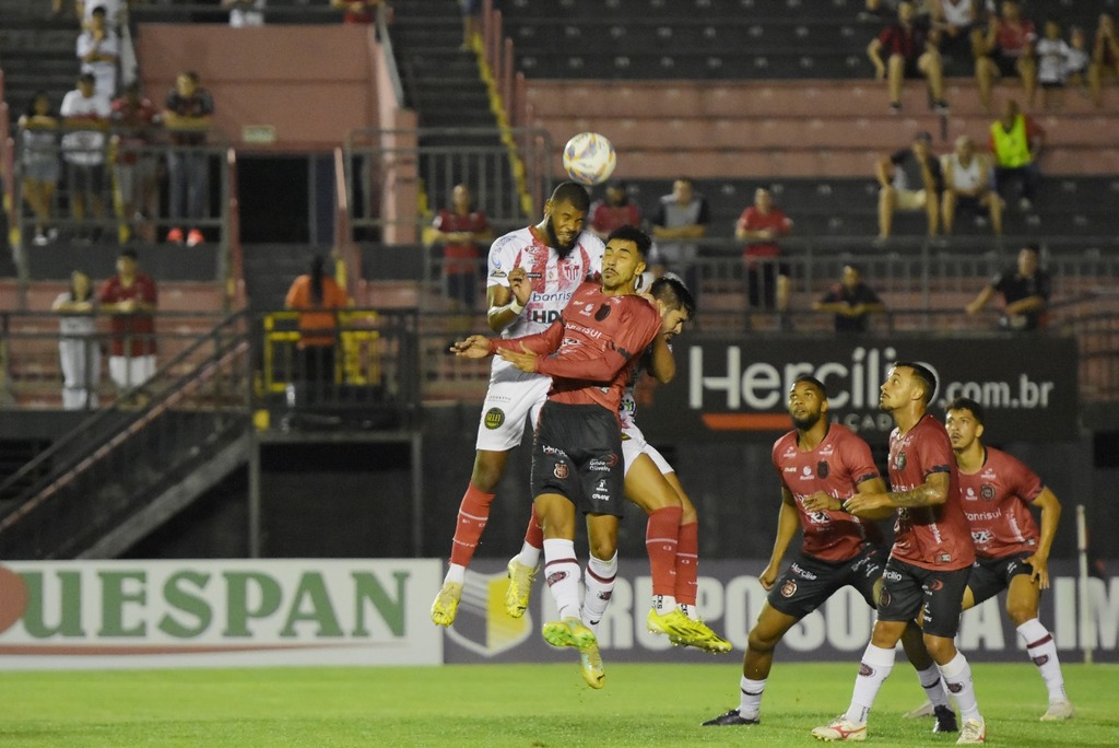 Guarany joga mal e só empata em Pelotas