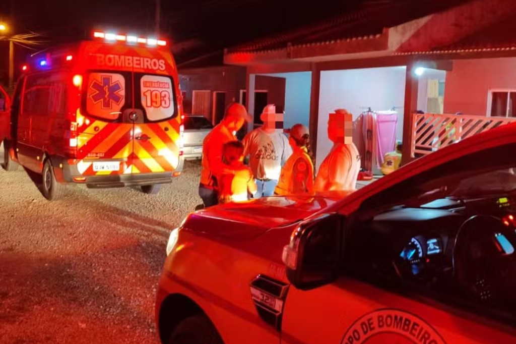 Imagem CBM-SC/Divulgação - Menino de 11 anos é atropelado intencionalmente após briga entre vizinhos